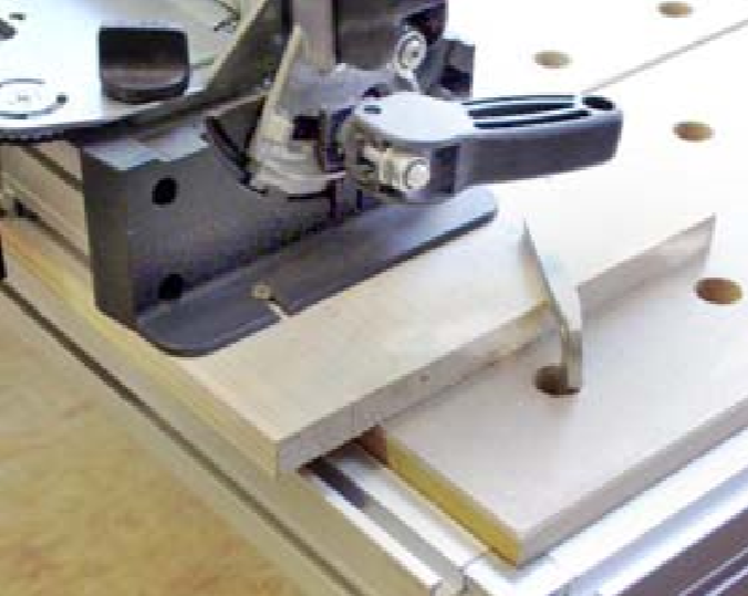 Изготовим соединение круглыми шипами деревянных заготовок при помощи: VS 600 с оснасткой
