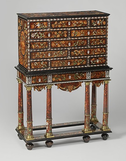 Шкаф, облицованный маркетри Pierre Gole ок. 1655 - 1660